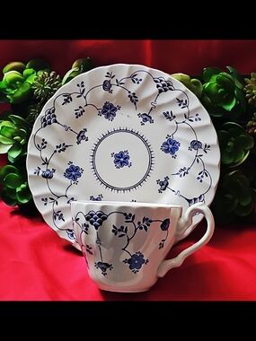 Vintage Myott Finlandia Blue & White Porcelain Teacup & Saucer / Salad Plate Set